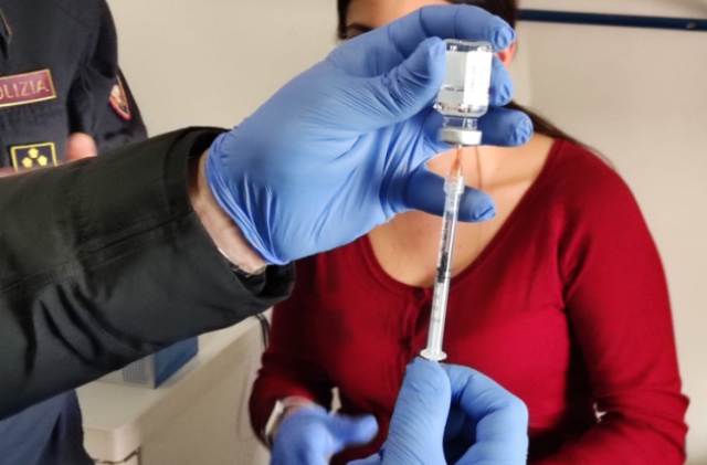 Da stamattina iniziata la vaccinazione degli agenti del Corpo di Polizia Penitenziaria